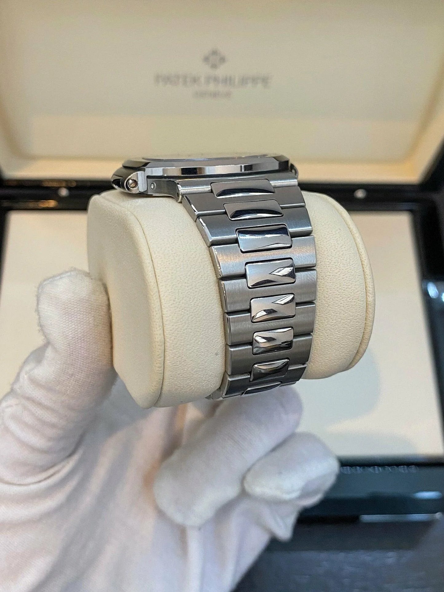 Patek Phillipe Nautilus 5712/1A Blue Dial - 2021